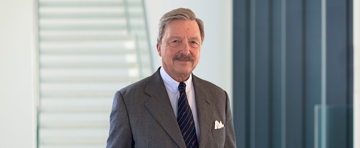 Christoph  Schenk Graf von Stauffenberg, Steuerberater 