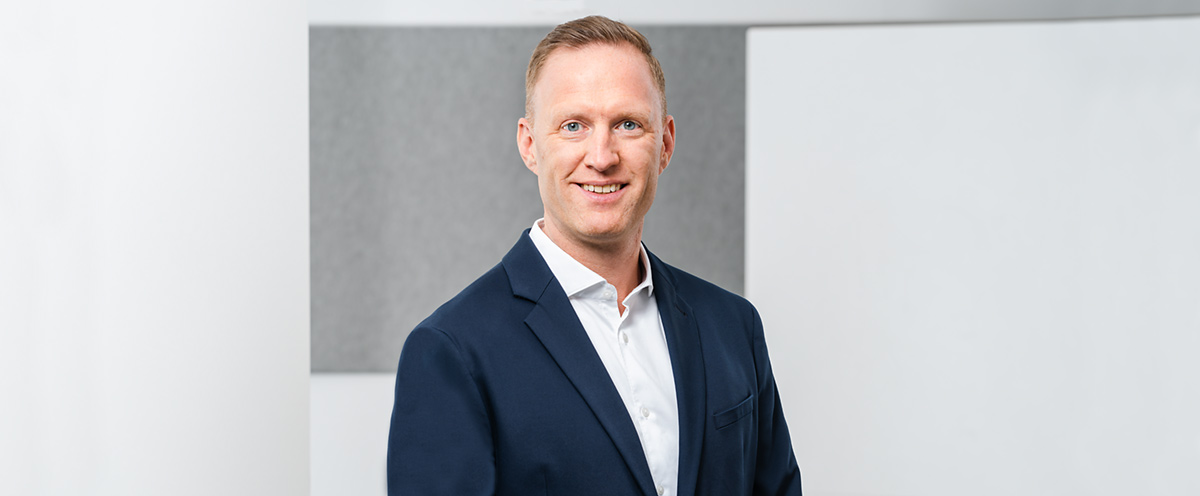 Philip Niedermayer, Steuerberater 