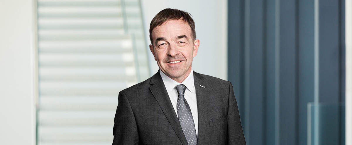 Adalbert Schmid, Steuerberater 